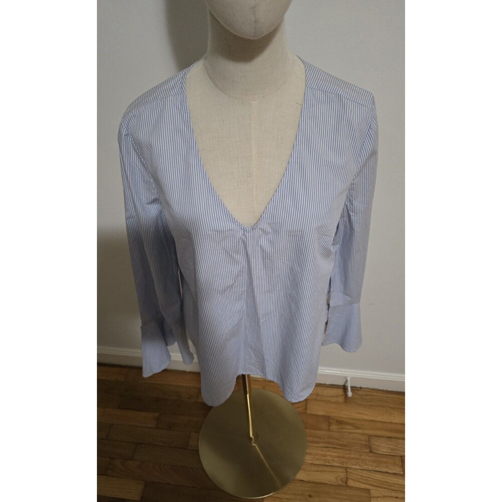 Women's SMALL Flare Sleeve V-Neck Blouse Top Shirt Blue & White Pin Stripes EUC - Picture 5 of 16